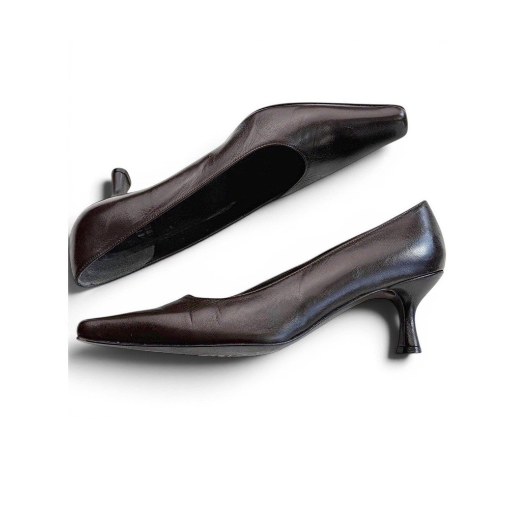 Vintage 90's Stuart Weitzman Kitten Heels Brown Square Toe Old Money Luxury 5.5
